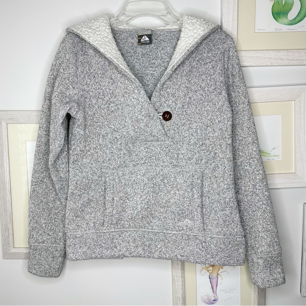 Nike ACG Gray Sherpa Fleece Hooded Pullover Women’s Size Medium